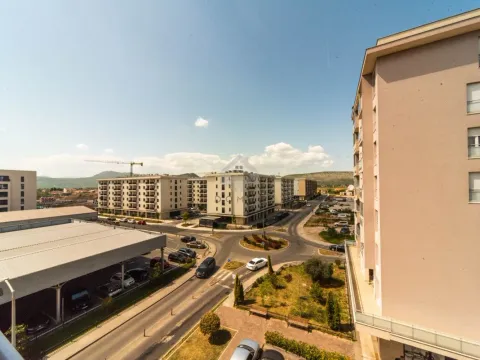 Rent, one bedroom apartment, 45m², City Kvart, Podgorica - image 10