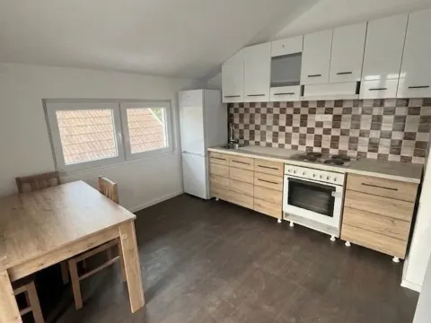 Rent, house, 180m², Palilula Sve Podlokacije, Beograd - image 11