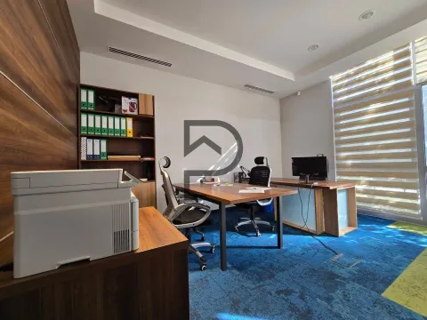 Prodaja, poslovni prostor, 376m², Dalmatinska ulica, Podgorica - image 12