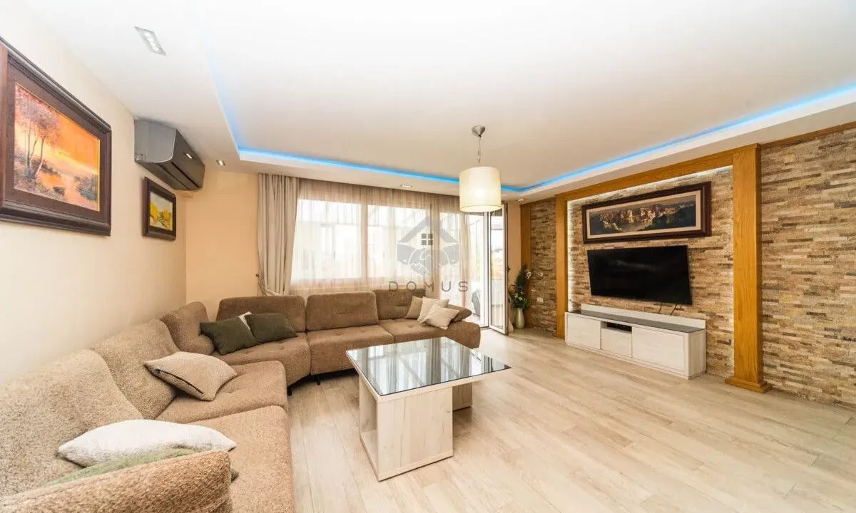 Izdavanje, trosoban stan, 145m², Zabjelo, Podgorica