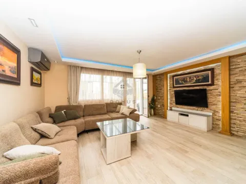Izdavanje, trosoban stan, 145m², Zabjelo, Podgorica - image 1
