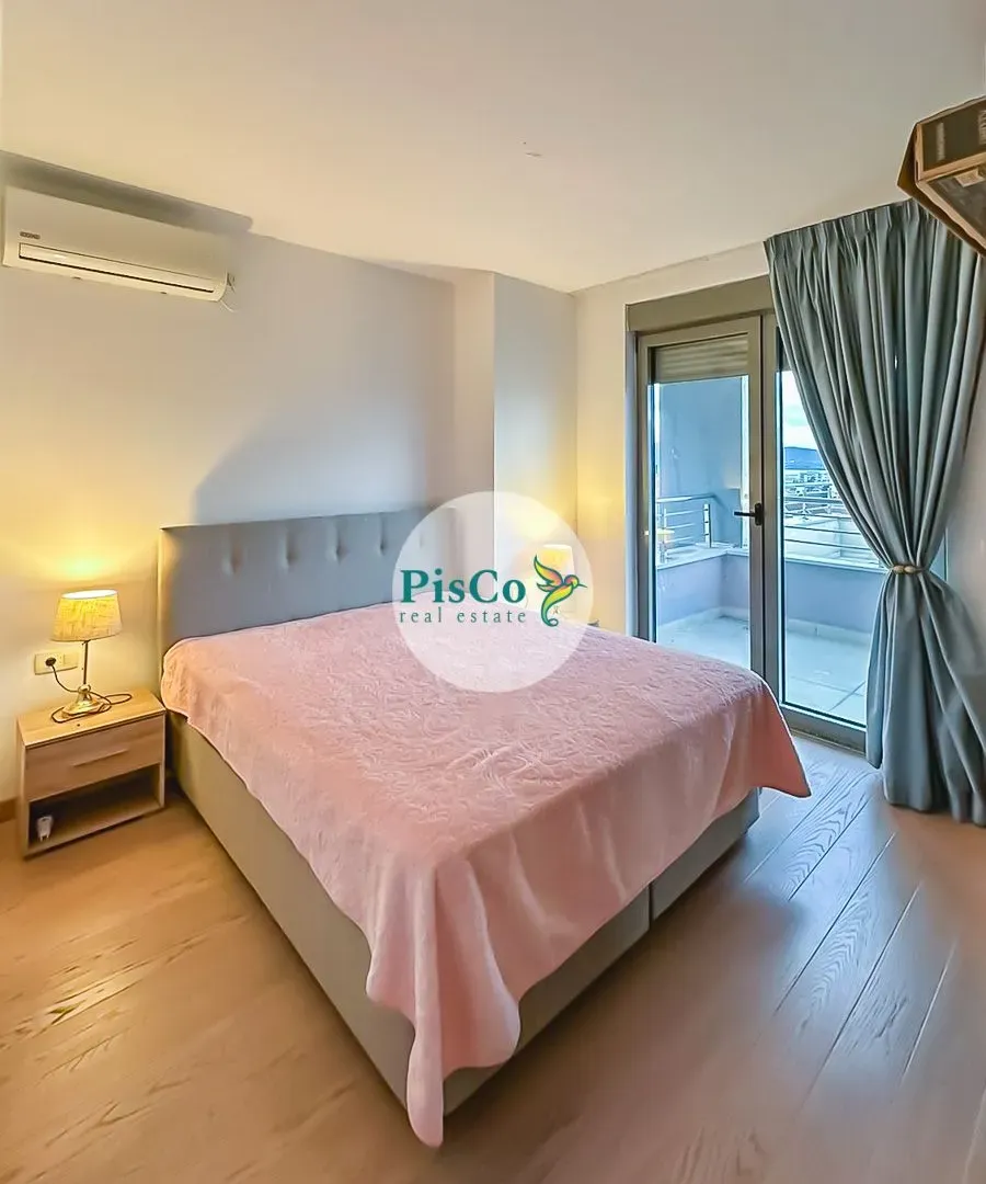 Prodaja, dvosoban stan, 117m², Tivat, Crna Gora