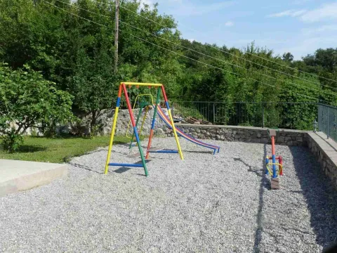 Prodaja, kuća, 250m², Podgorica, Crna Gora - image 7