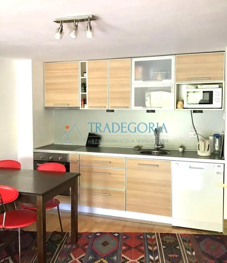 Prodaja, jednosoban stan, 40m², Pržno, Budva