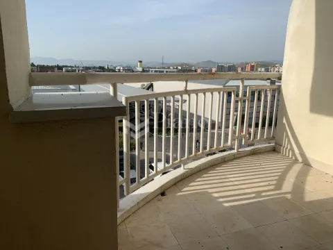 Izdavanje, dvosoban stan, 85m², Stari Aerodrom, Podgorica - image 13