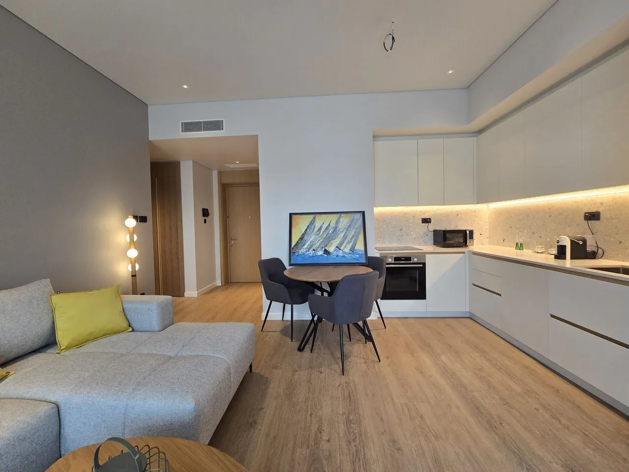 Rent, two bedroom apartment, 93m², Tivat, Crna Gora