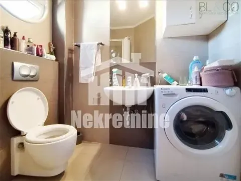 Prodaja, četvorosoban stan, 126m², Savski Venac, Beograd - image 16