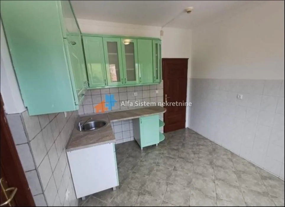 Izdavanje, stan, 210m², Savski Venac, Beograd