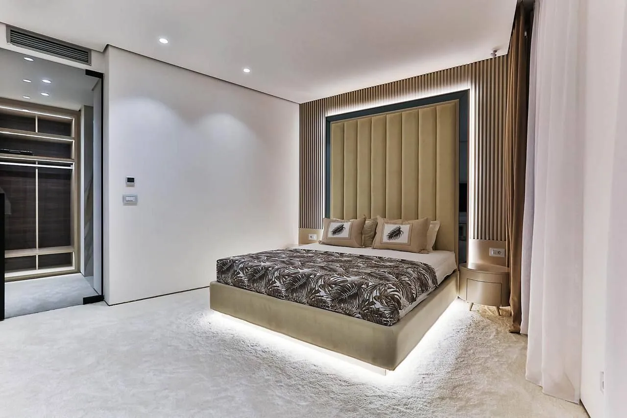Prodaja, dvosoban stan, 186m², Dukley Gardens, Budva