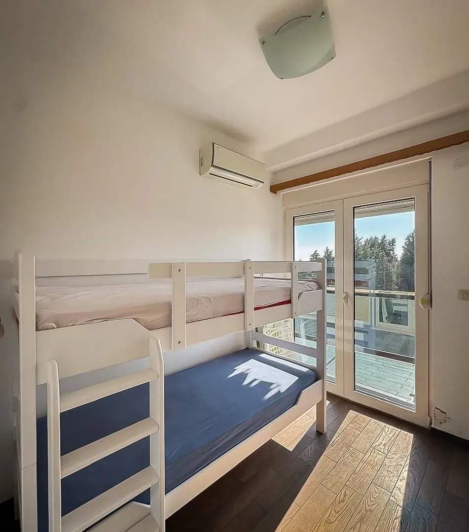 Sale, two bedroom apartment, 59m², Bečići, Budva
