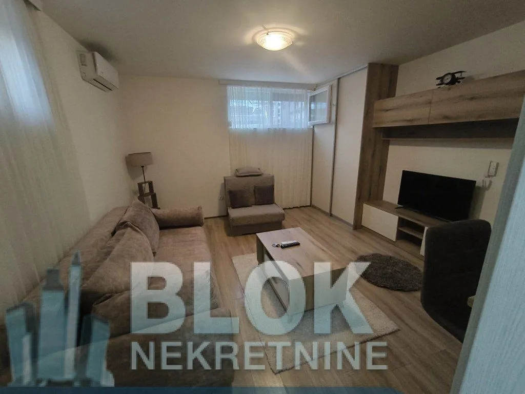 Rent, studio apartment, 28m², Podgorica, Crna Gora