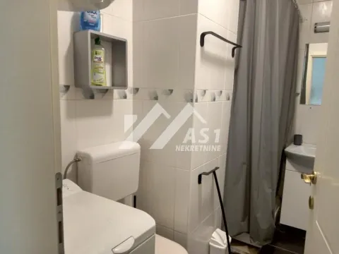 Izdavanje, dvosoban stan, 25m², Sajam, Novi Sad Sve Podlokacije - image 6