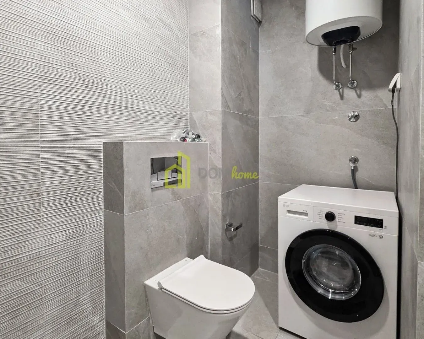 Izdavanje, dvosoban stan, 72m², Central Point, Podgorica