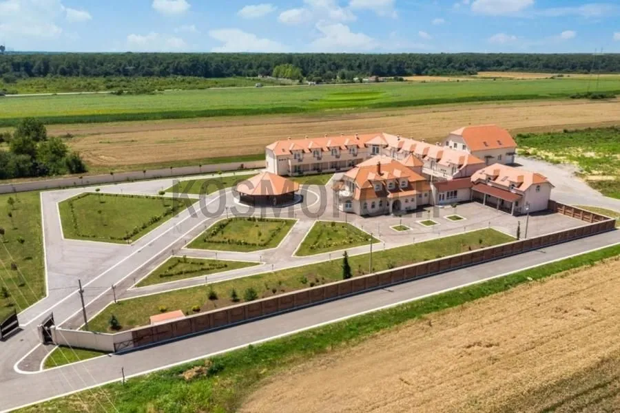 Sale, office space, 2000m², Progar, Surčin