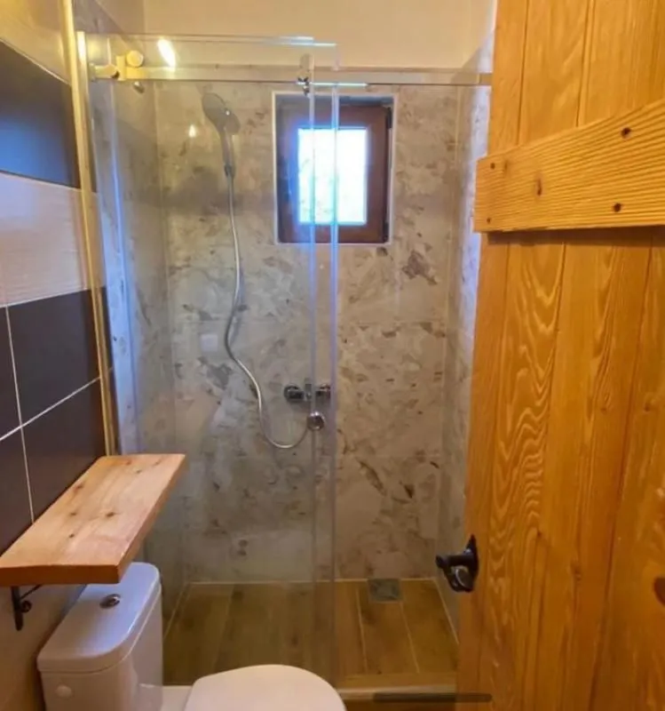Sale, hospitality venue, 300m², Kolašin, Crna Gora