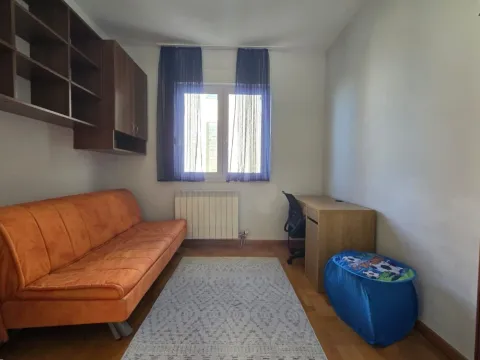 Rent, three bedroom apartment, 114m², Pod Goricom, Podgorica - image 9