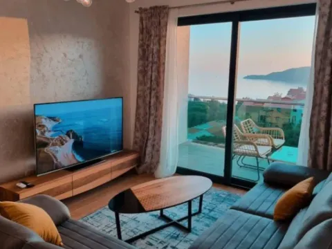 Sale, two bedroom apartment, 81m², Bečići, Budva