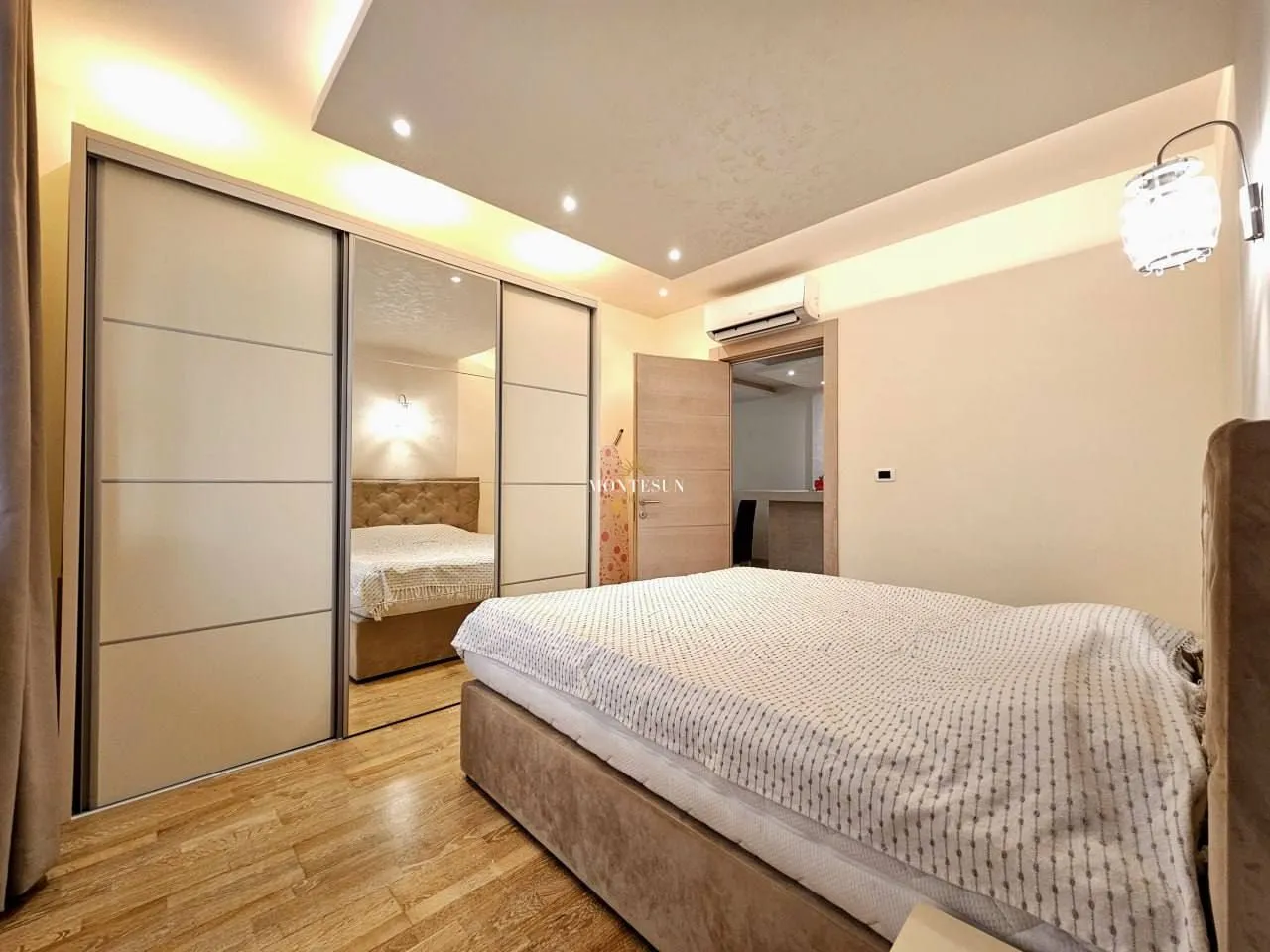 Rent, one bedroom apartment, 70m², Centar, Budva