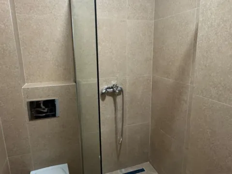 Izdavanje, garsonjera, 21m², Tološi, Podgorica - image 8