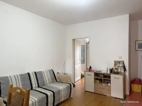 Prodaja, jednosoban stan, 42m², Ivanjica, Srbija - image 1