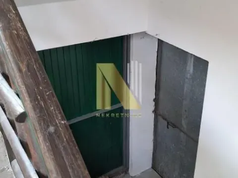 Prodaja, kuća, 450m², Veternik, Novi Sad Sve Podlokacije - image 12