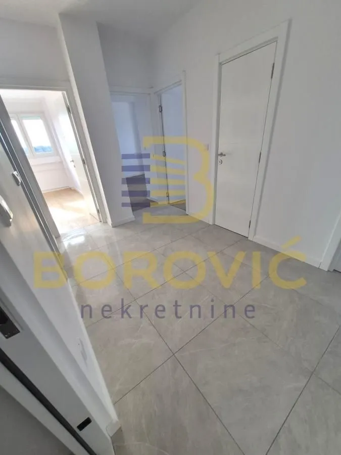 Prodaja, četvorosoban stan, 95m², Novi Beograd Blok 37, Novi Beograd Sve Podlokacije