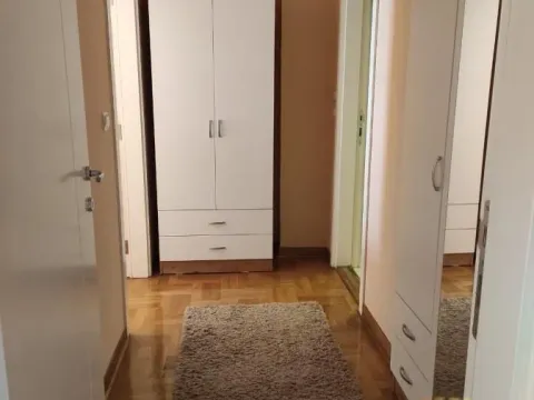 Izdavanje, trosoban stan, 80m², Lion, Zvezdara Sve Podlokacije - image 10