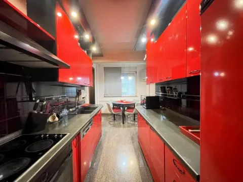 Izdavanje, trosoban stan, 110m², Savski Venac, Beograd - image 6