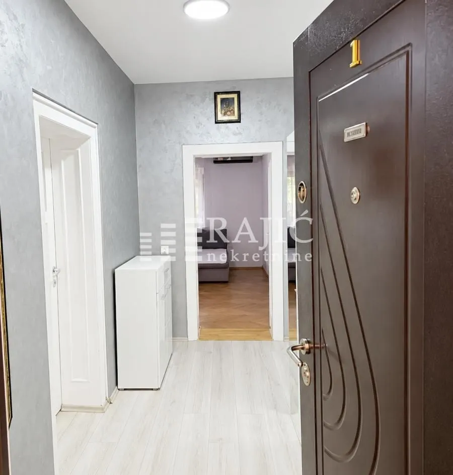 Sale, two bedroom apartment, 71m², Skojevsko Naselje, Beograd