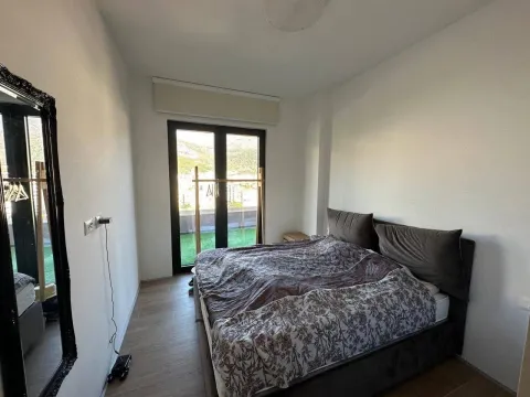 Izdavanje, trosoban stan, 130m², Budva, Crna Gora - image 4