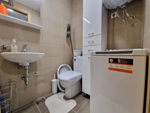 Rent, two bedroom apartment, 72m², Budva, Crna Gora - image 15