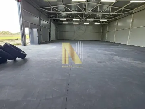 Izdavanje, poslovni prostor, 250m², Novi Sad, Srbija - image 3