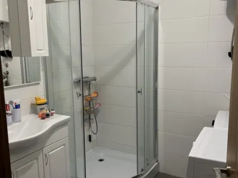 Izdavanje, dvosoban stan, 60m², Ljubović, Podgorica - image 9