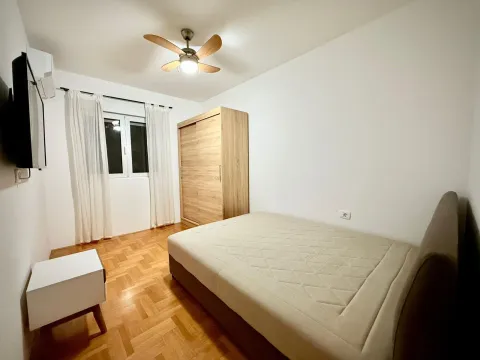 Sale, two bedroom apartment, 75m², Budva, Crna Gora - image 9