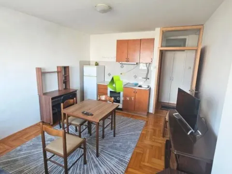 Rent, one bedroom apartment, 38m², Medijana, Niš - image 3