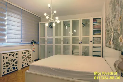 Izdavanje, trosoban stan, 93m², Savski Venac, Beograd - image 6