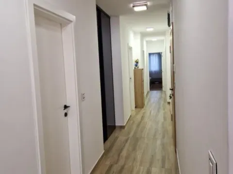 Prodaja, četvorosoban stan, 98m², Petrovaradin, Novi Sad - image 20