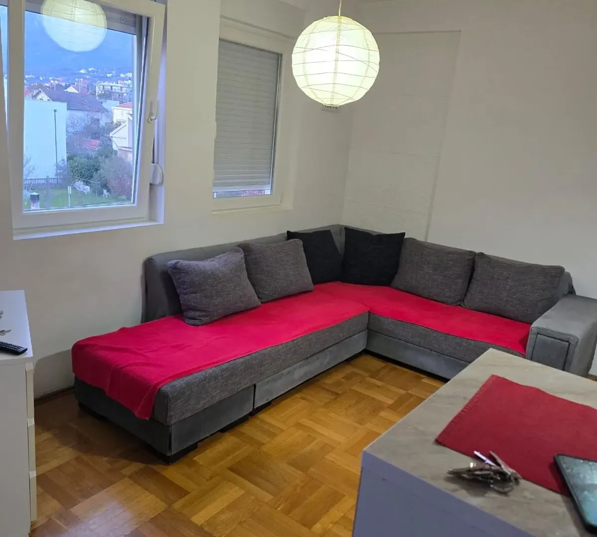 Prodaja, jednosoban stan, 42m², Popovići, Bar