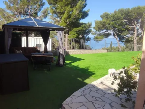 Kuća in Zeleni Pojas