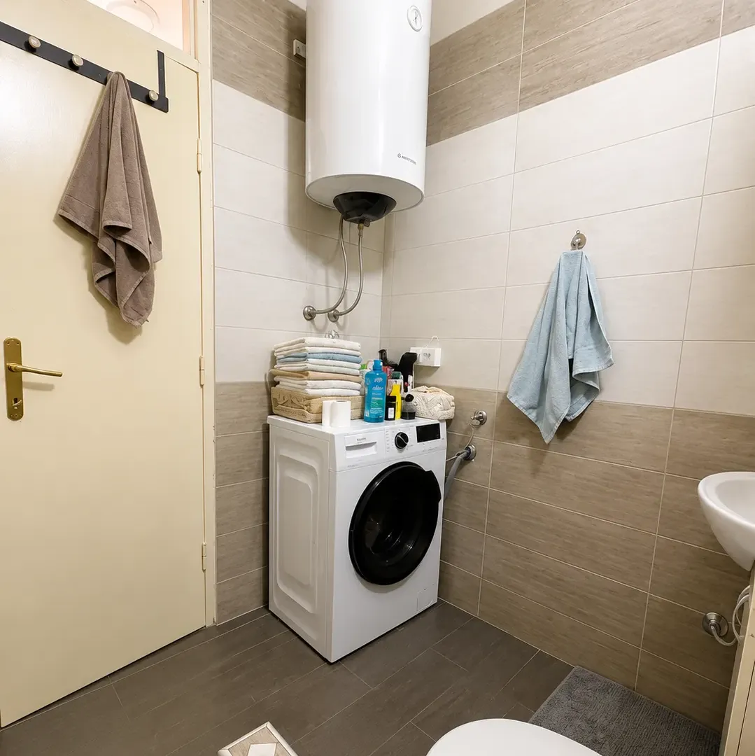 Prodaja, jednosoban stan, 48m², Pejton, Podgorica