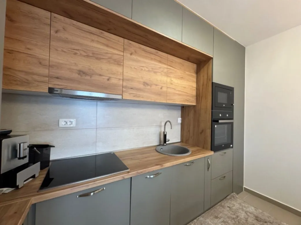 Izdavanje, dvosoban stan, 67m², Zabjelo, Podgorica