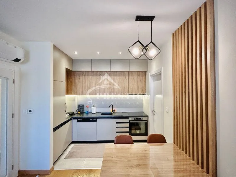 Prodaja, dvosoban stan, 70m², Tološi, Podgorica