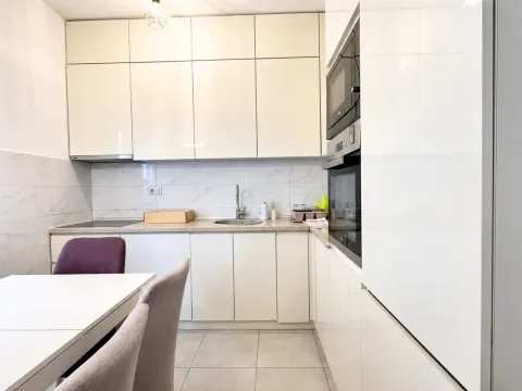 Rent, two bedroom apartment, 72m², Blok 9, Podgorica - image 6
