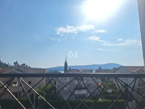 Rent, two bedroom apartment, 67m², Kalimanj, Tivat - image 4