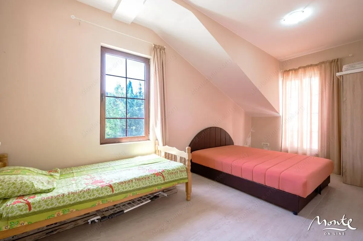 Prodaja, kuća, 316m², Tivat, Crna Gora