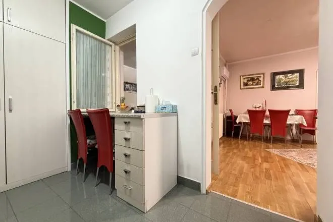 Prodaja, trosoban stan, 65m², Šumice, Beograd