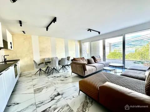 Prodaja, dvosoban stan, 85m², Đuraševići, Tivat - image 1