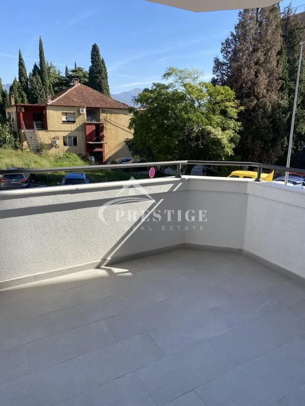 Rent, two bedroom apartment, 70m², Gorica C, Podgorica