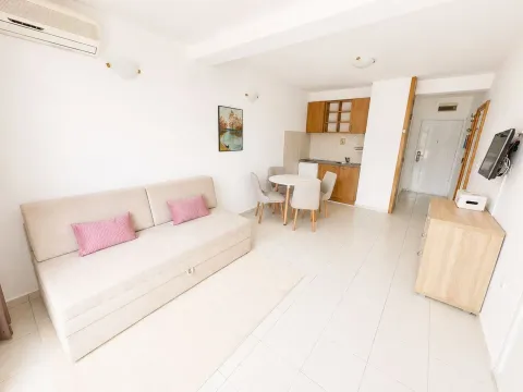 Sale, studio apartment, 30m², Rafailovići, Budva - image 2