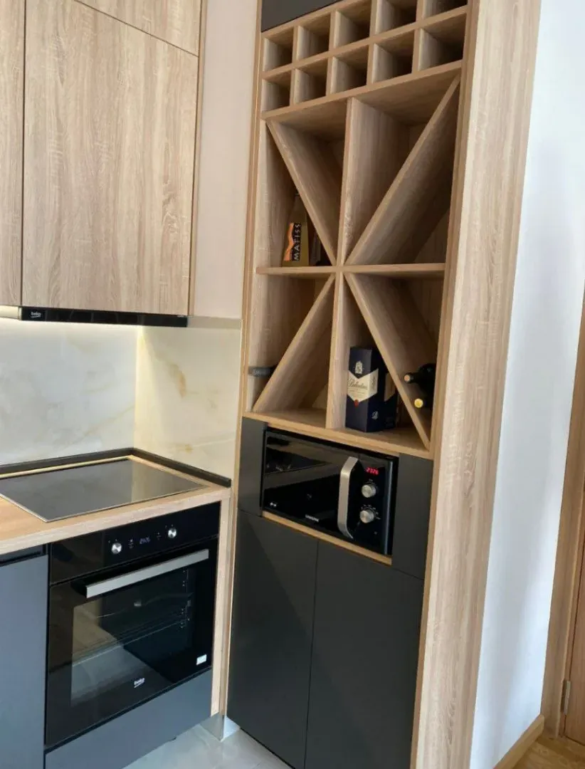 Izdavanje, jednosoban stan, 42m², Ilino, Bar